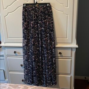 Abercrombie & Fitch Navy and Red Patterned Skirt